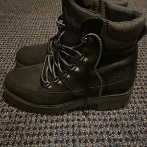 NEW women’s timberland boots